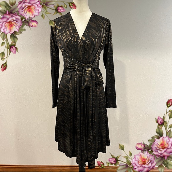 Avon Elegant Black and Gold Fake Wrap Dress size small - Picture 1 of 13